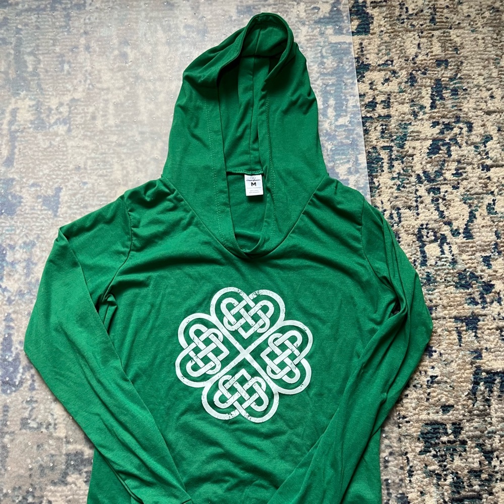 Long sleeve Celtic pattern top
